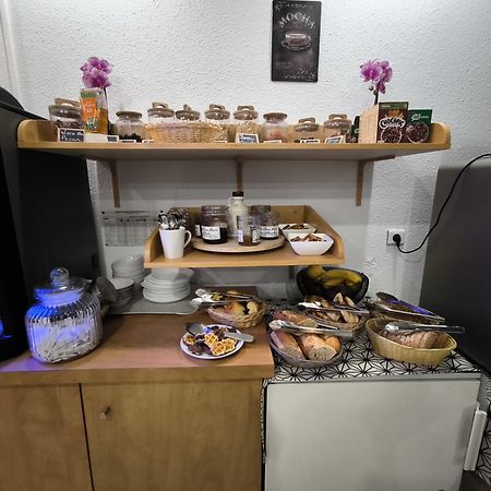 Hotel Le Laury'S Onet-le-Chateau 외부 사진